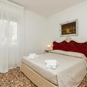 https://venice-apartments-san-samuele.hotelslidodijesolo.com